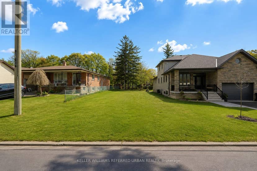 33 Andrew Avenue, Toronto