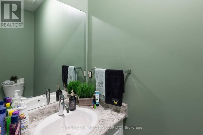 35 Corbett Street — photo 10 of 24