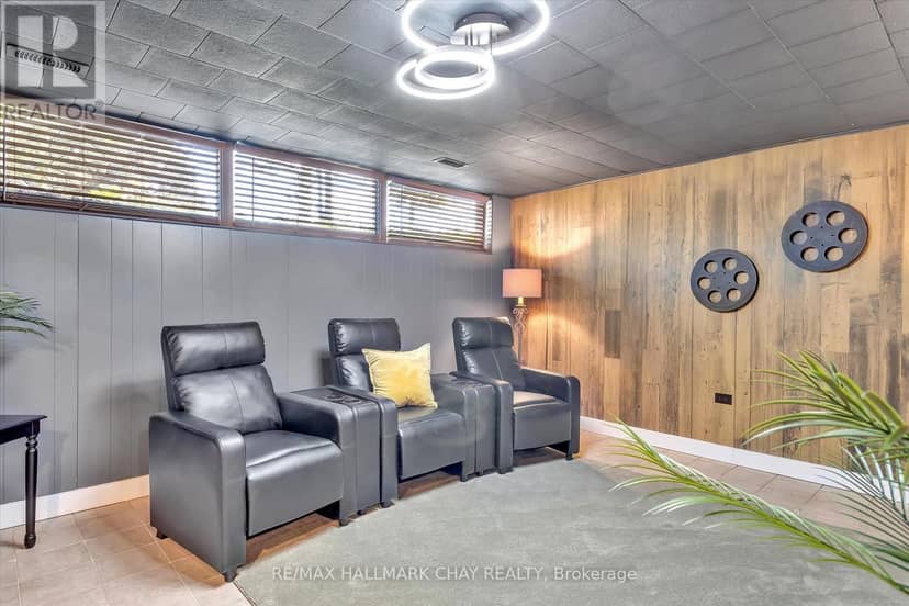 1009 Fairbairn Street — photo 31 of 40