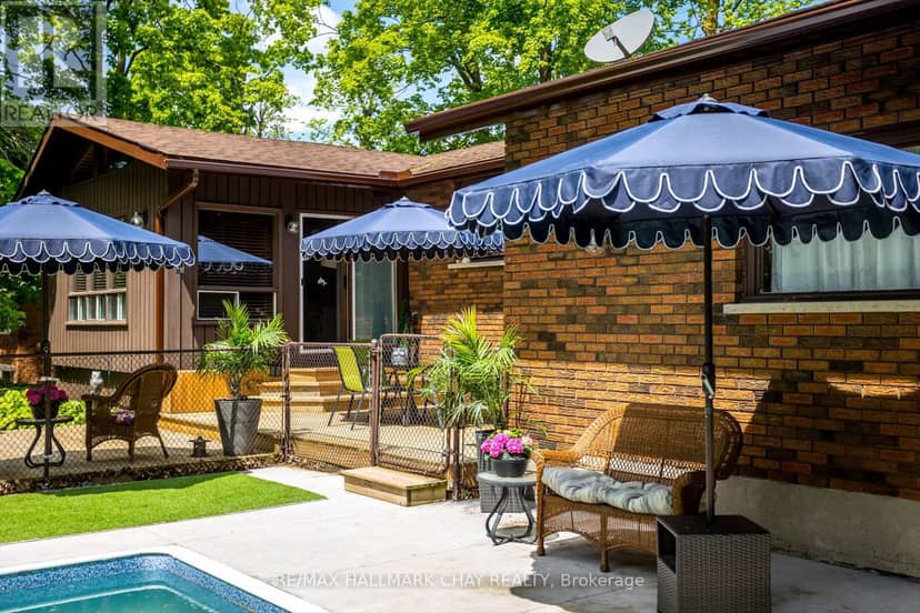 1009 Fairbairn Street — photo 34 of 40