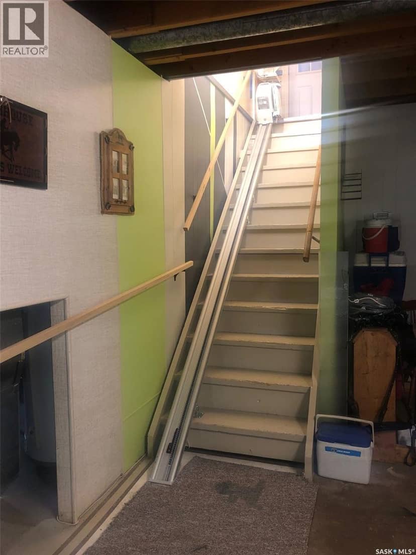 138 Hudson STREET — photo 35 of 40