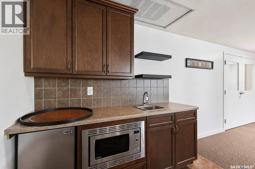 115 1010 Ruth STREET — photo 34 of 40