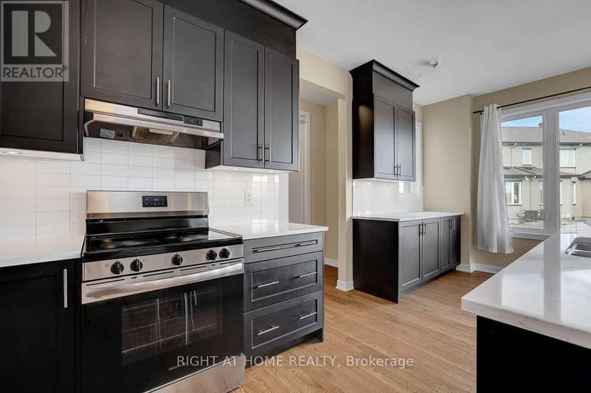 218 Conservancy Drive — photo 14 of 40