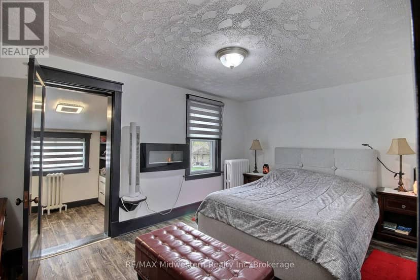 506 Main Street E — photo 8 of 17