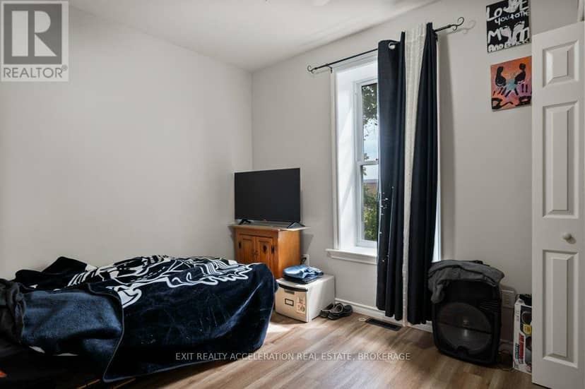 349 Stanley Street — photo 14 of 40