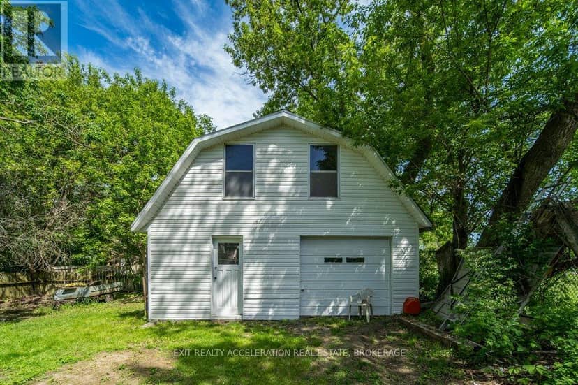 349 Stanley Street — photo 34 of 40