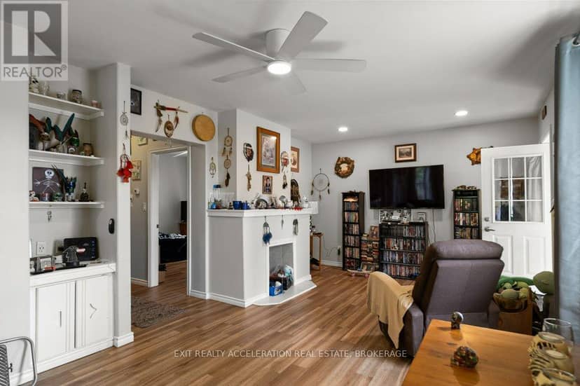 349 Stanley Street, Deseronto, photo 5