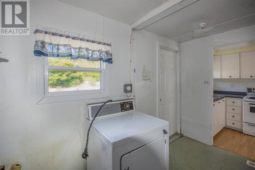 2183 Highway 1 — photo 15 of 32