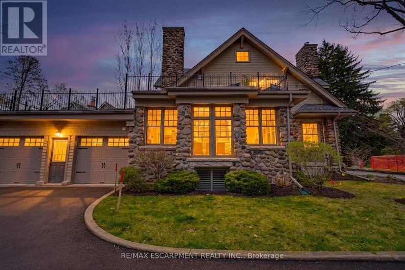 3083 Lakeshore Road, Burlington, photo 2