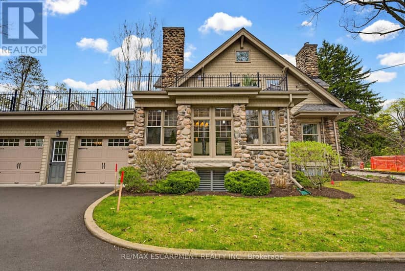 3083 Lakeshore Road, Burlington, photo 3