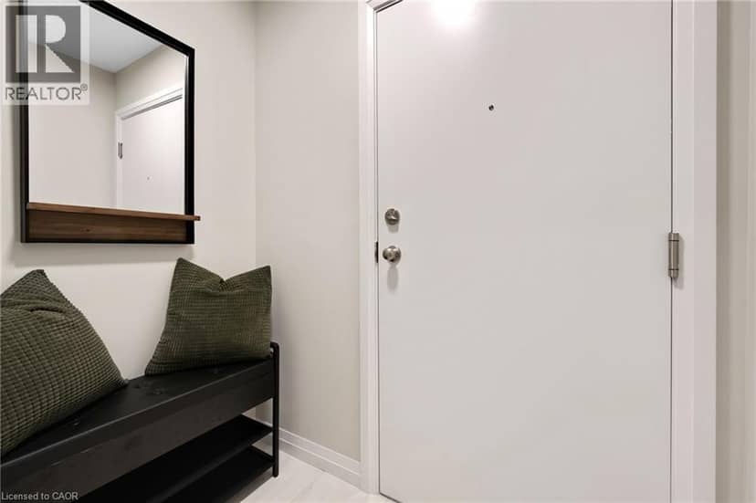 410 NORTHFIELD Drive W Unit# E10 — photo 4 of 24