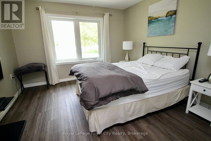 7221 6 Highway — photo 14 of 24