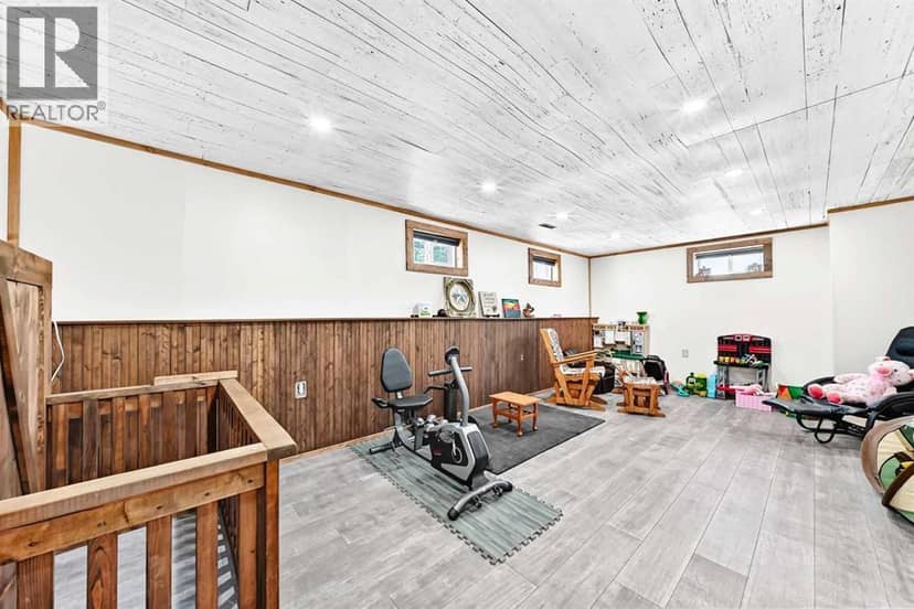 224004 Range Road 233 — photo 22 of 40