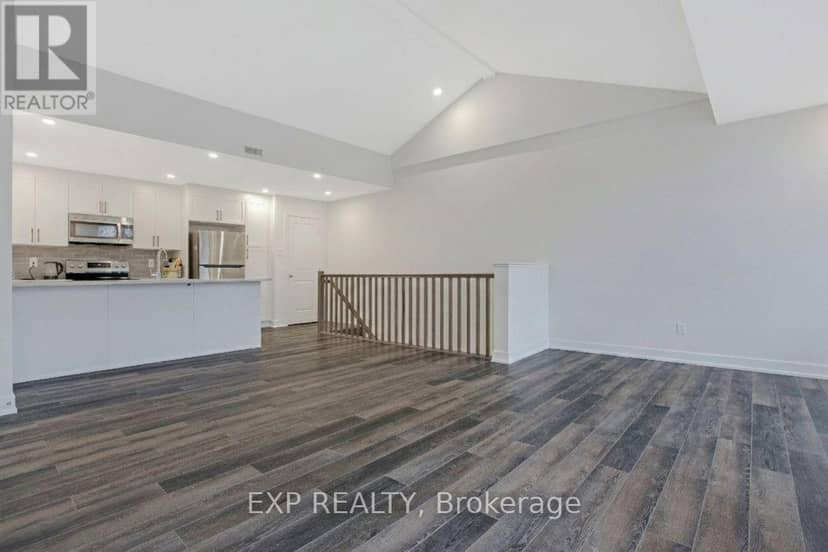 C - 380 Rolling Meadow Crescent — photo 9 of 25