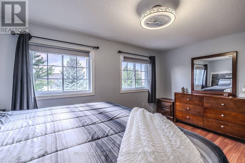 193 Nathan Crescent — photo 8 of 16