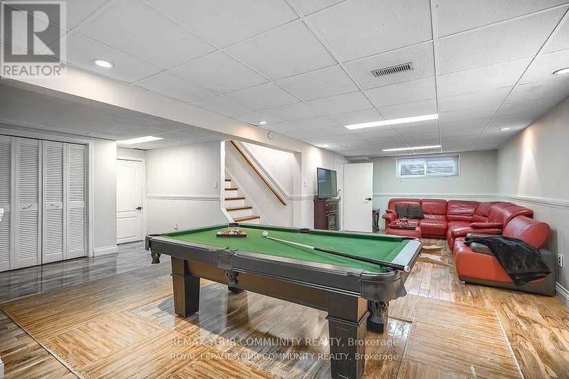 18 Terryellen Crescent — photo 36 of 40