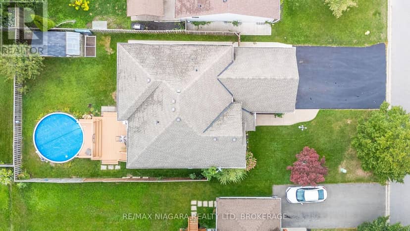 865 Canada Drive — photo 7 of 40