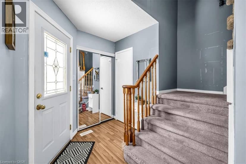 732 BENNETT Crescent, Oshawa, photo 7