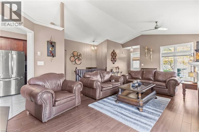 3579 CARVER Street — photo 5 of 36