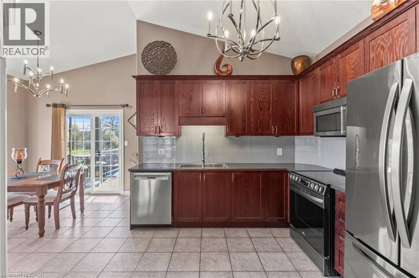 3579 CARVER Street — photo 11 of 36