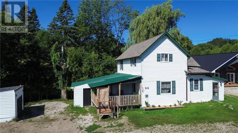 1 Phipps Street, Gore Bay, Manitoulin Island, photo 2