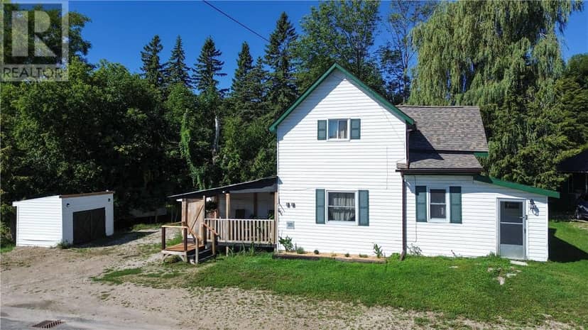 1 Phipps Street, Gore Bay, Manitoulin Island, photo 3