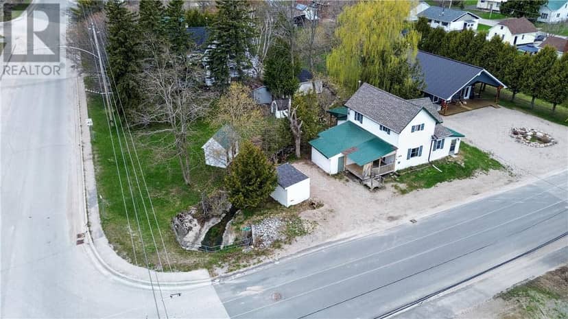 1 Phipps Street, Gore Bay, Manitoulin Island, photo 4