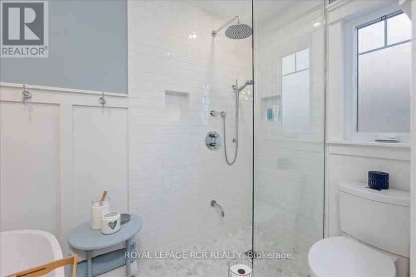 1093 North Bay Drive — photo 25 of 35