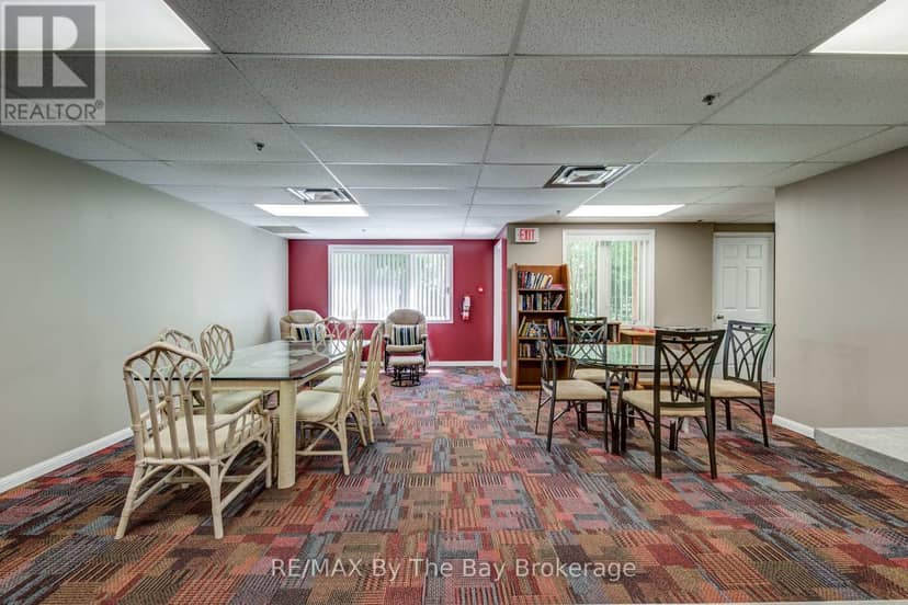 202 - 16 Westbury Road, Wasaga Beach, photo 4