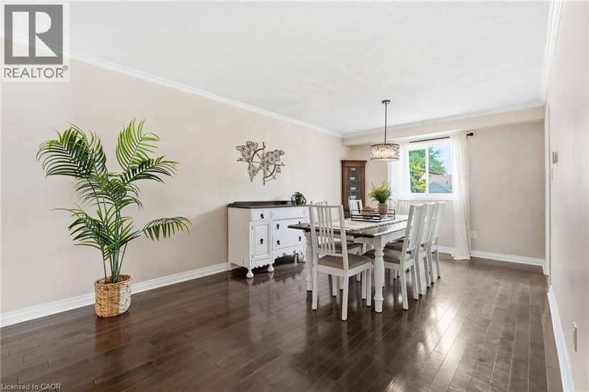 10 ACACIA Street — photo 11 of 40