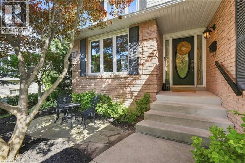 10 ACACIA Street, Stoney Creek, photo 3