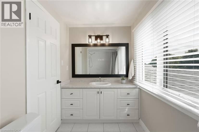 10 ACACIA Street — photo 32 of 40