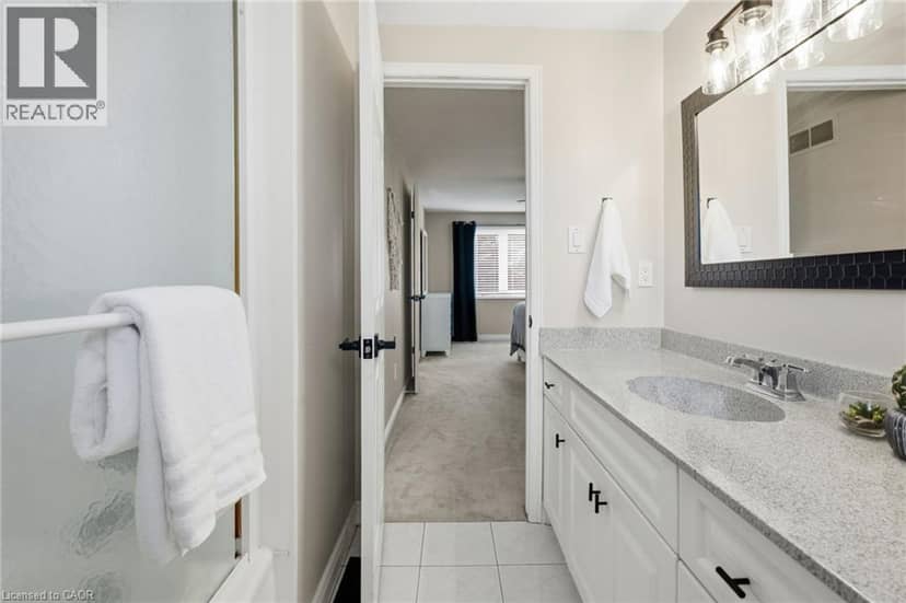 10 ACACIA Street — photo 36 of 40