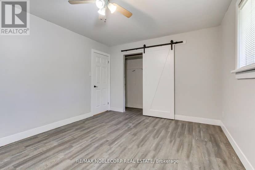 17 Larkdale Crescent — photo 25 of 40