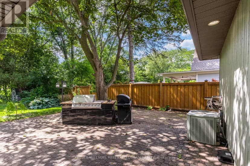 876 Parkland Avenue — photo 37 of 40
