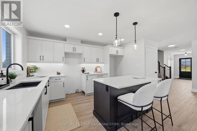34 Postma Crescent — photo 14 of 33