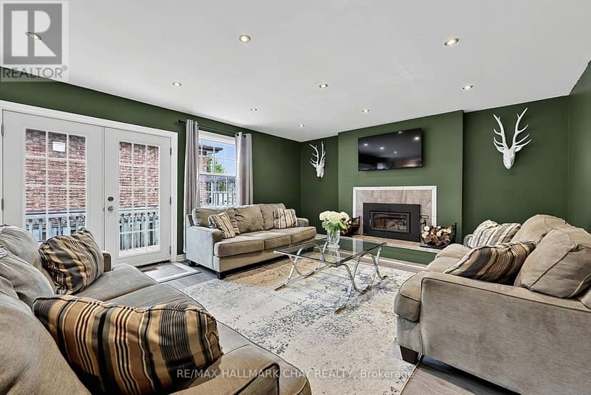 334 Parkwood Avenue — photo 10 of 29