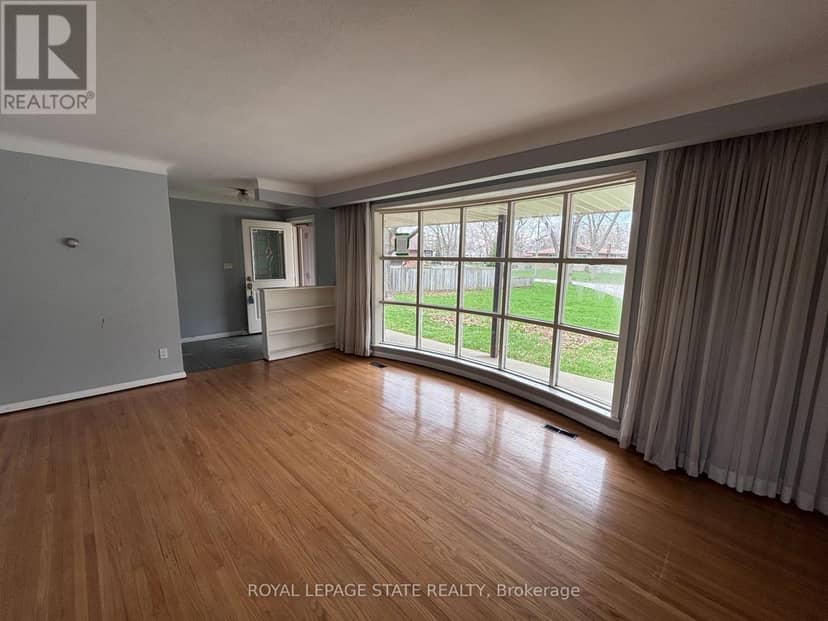 4 Beechwood Court — photo 8 of 27