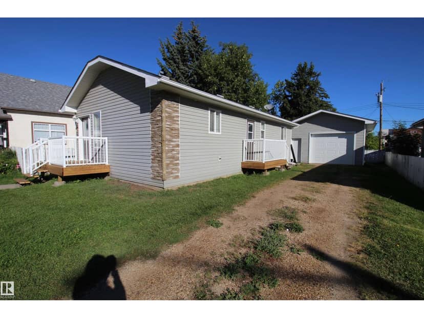 10216 101 ST, Westlock, photo 8
