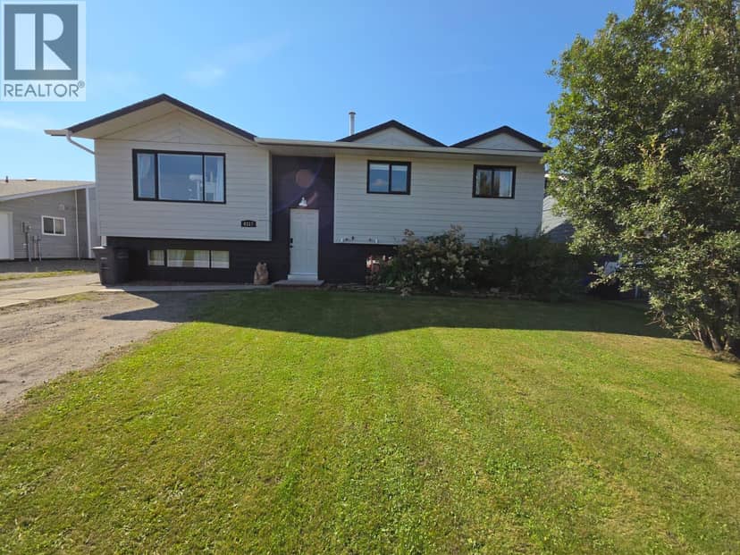 4317 51A Avenue NE, Chetwynd