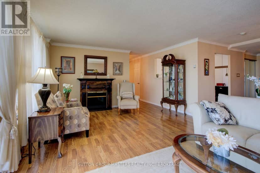 1004 - 257 Bath Road — photo 11 of 37