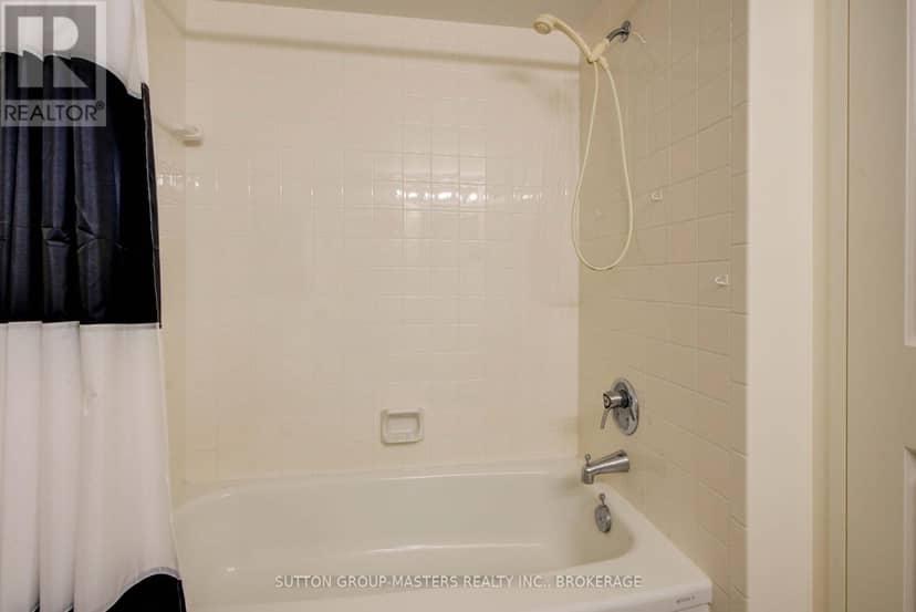 1004 - 257 Bath Road — photo 17 of 37