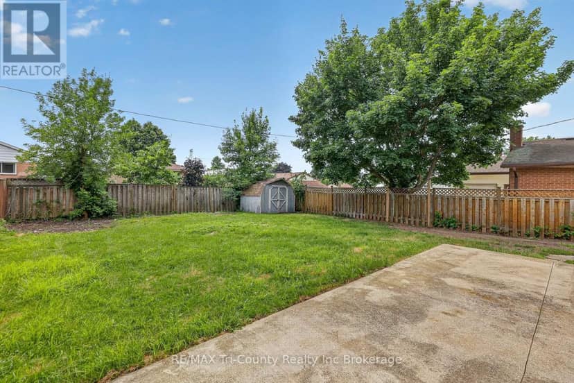 61 Airey Avenue — photo 9 of 35