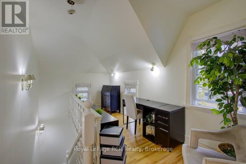 116 Walton Street — photo 23 of 37