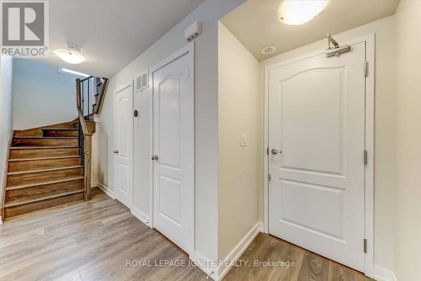 2704 - 2 Gable Hurst Way — photo 4 of 31