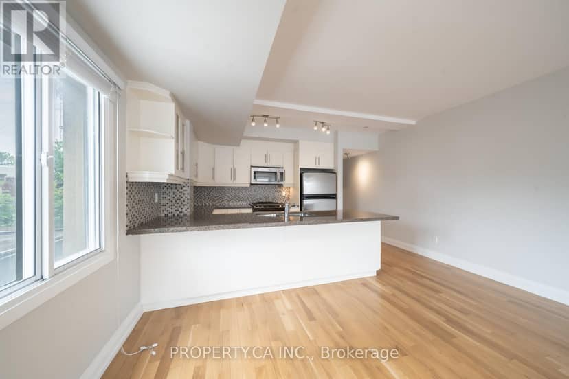 2 - 473 Dupont Street — photo 17 of 40