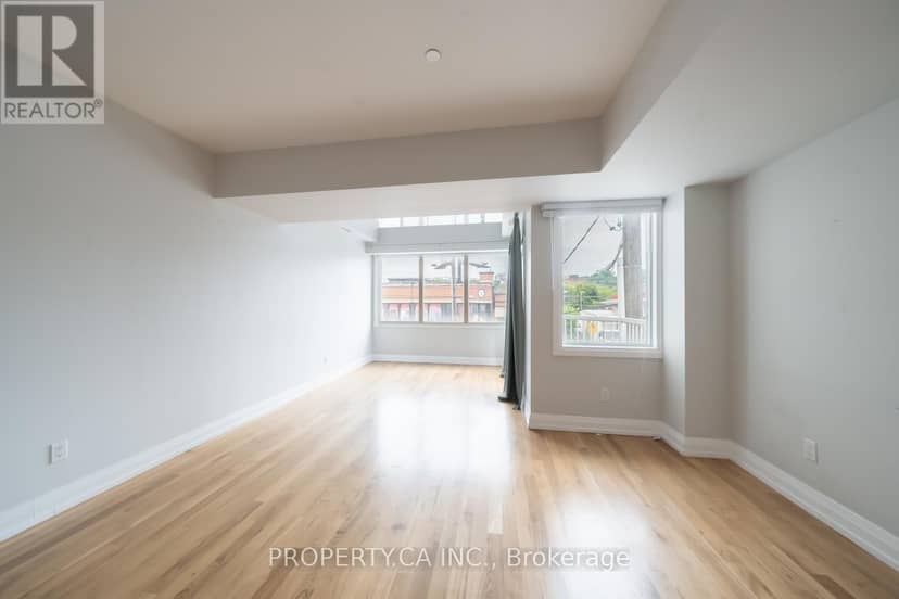 2 - 473 Dupont Street — photo 9 of 40