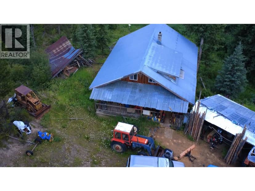 8351 TZENZAICUT LAKE FOREST SERVICE ROAD, Quesnel, photo 4
