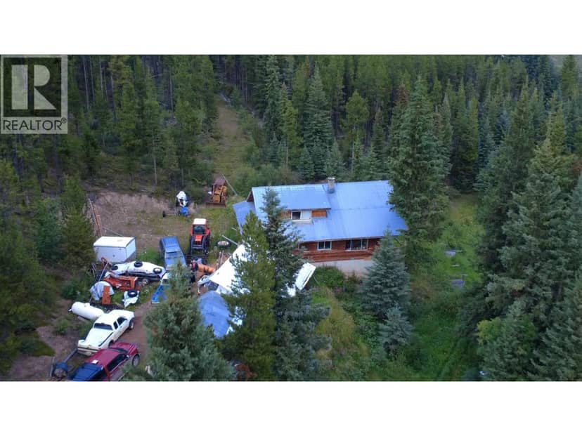 8351 TZENZAICUT LAKE FOREST SERVICE ROAD, Quesnel, photo 5