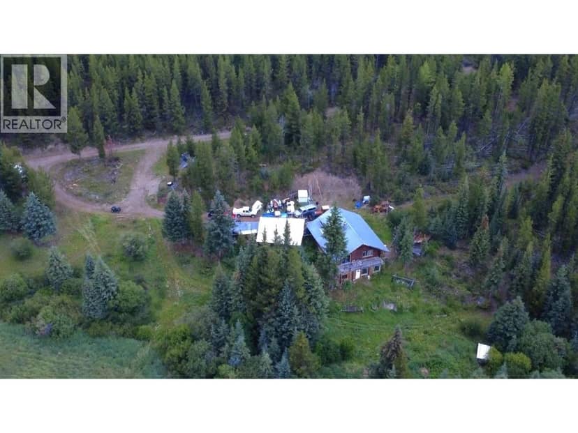 8351 TZENZAICUT LAKE FOREST SERVICE ROAD, Quesnel